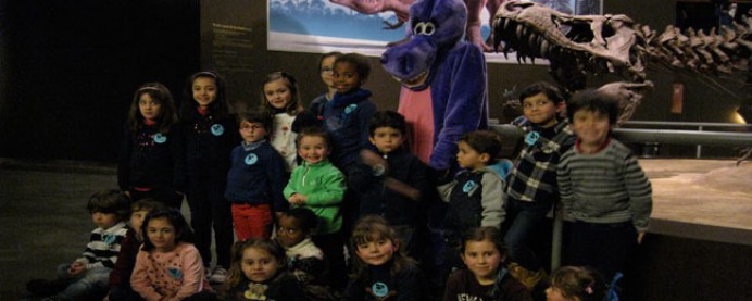 Visitas animadas con las mascotas al MUJA - Concejo de Colunga