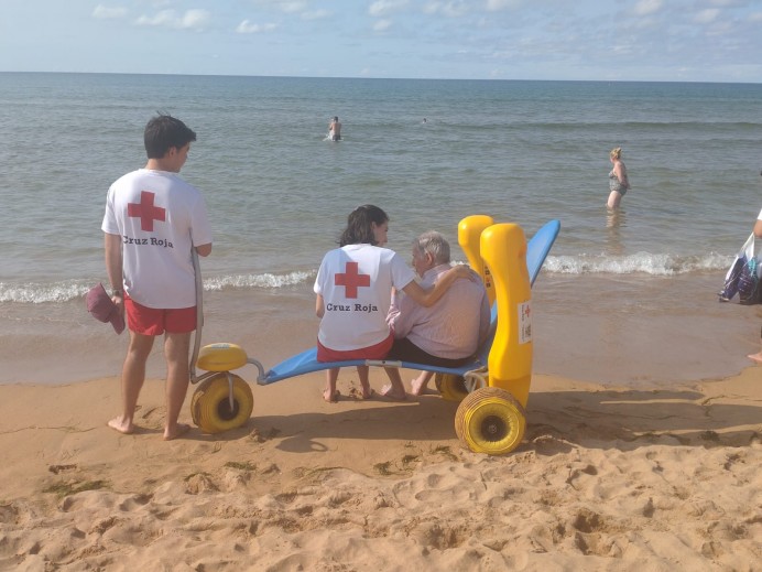 Voluntariado para el servicio de discapacidad en playas de Villaviciosa - Concejo de Villaviciosa