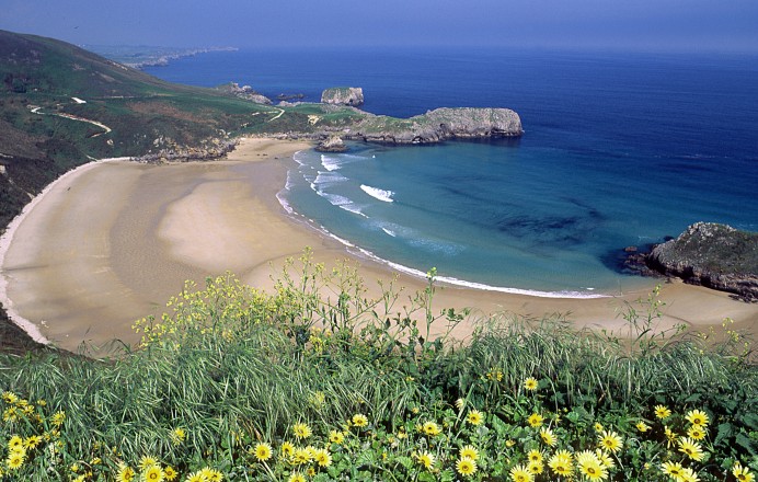 Llanes: Volverás a disfrutarnos. Volveremos a disfrutarte - Concejo de Llanes