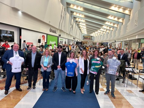 Pablo Priesca Balbín, referente asturiano en innovación y natural de Colunga, presenta en Oviedo El renacer de la ruralidad