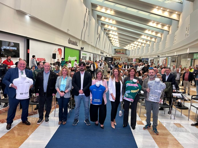 Pablo Priesca Balbín, referente asturiano en innovación y natural de Colunga, presenta en Oviedo El renacer de la ruralidad