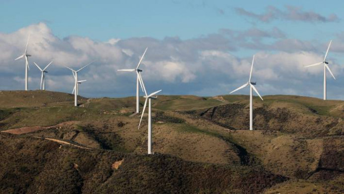 El Gobierno de Asturias subraya que la normativa autonómica impide instalar parques eólicos en espacios protegidos - Asturias