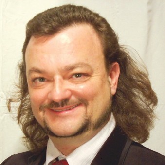 Iniciativa pol Asturianu lamenta la muerte del escritor Xaviel Vilareyo - Sucesos